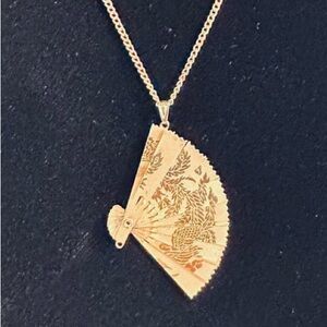 Vintage Gold Fan Pendant Necklace